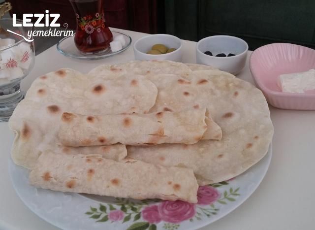 Tavada Mini Ekmekler (Peynirli Sıkmaç)