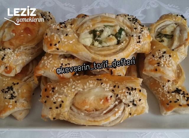 Milföylü Karnıyarık Böreği