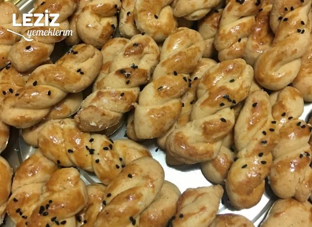 Tuzlu Pastane Kurabiyesi Nasıl Yapılır