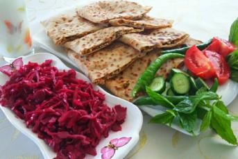 Semiz Otlu Börek