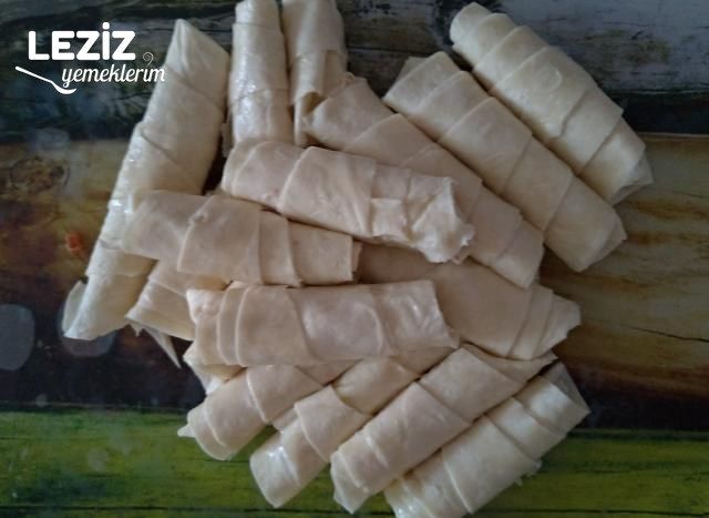 Kıymalı Buzluk Böreği
