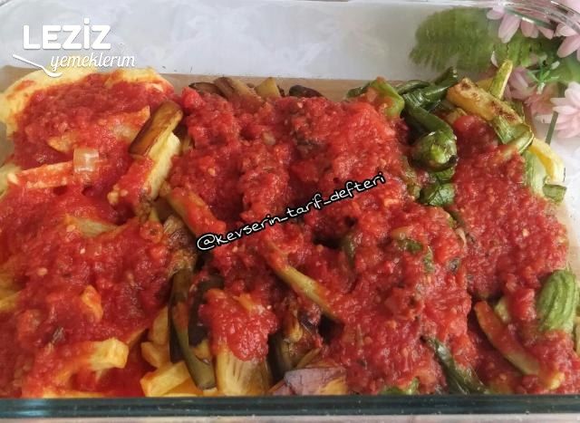 Domates Soslu Karışık Kızartma Tarifi