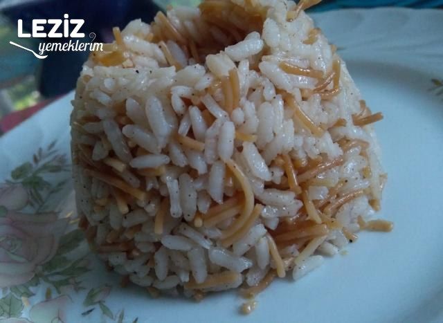 Tarçınlı Tel Şehriyeli Pilav