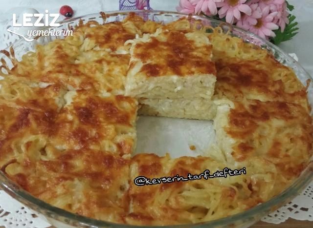 Fırında Beşamel Soslu Nefis Makarna