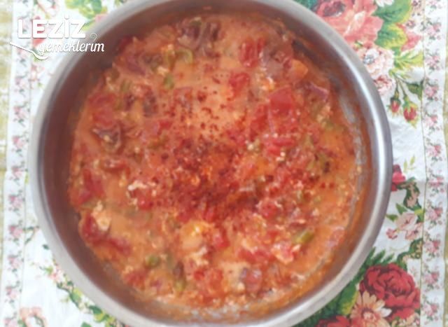Pastırmalı Menemen Tarifi
