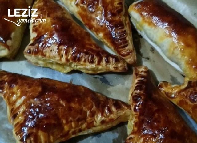 Tavuklu Milföy Böreği Tarifi