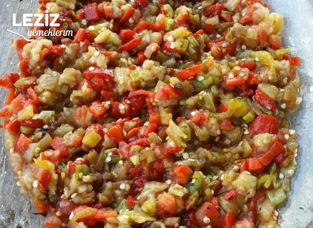 Köz Patlıcan Salatası Yapımı