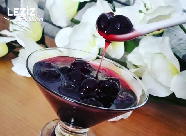 Ev Yapımı Nefis Vişne Reçeli