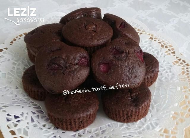 Vişneli Kakaolu Muffinler