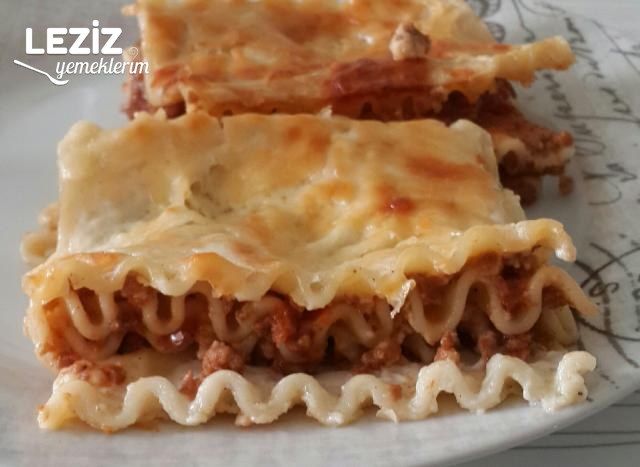 Kıymalı Lazanya Tarifi