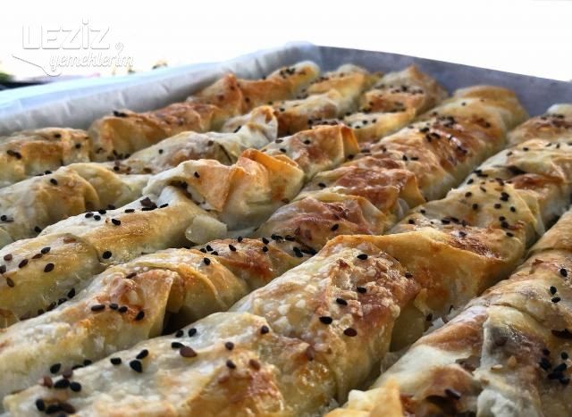 Kıymalı Sarma Börek