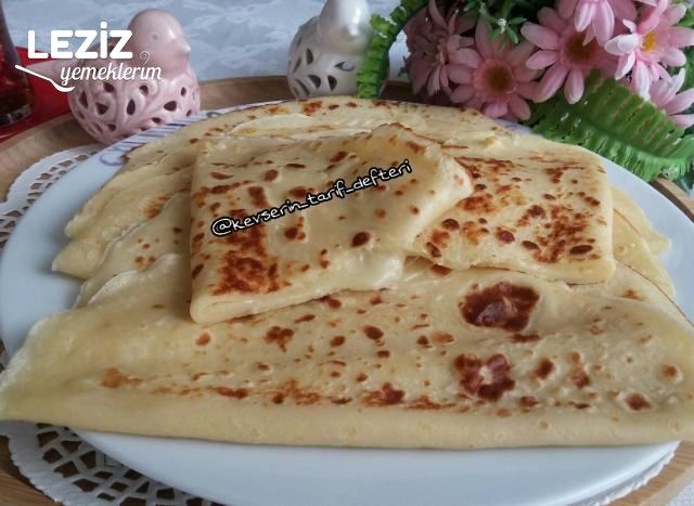 Kahvaltıya Enfes Kaşarlı Krepler