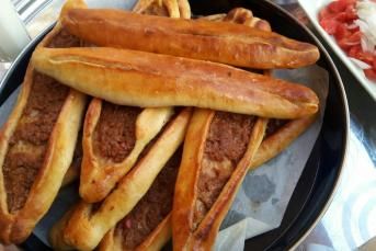 Kıymalı Pide Tarifi