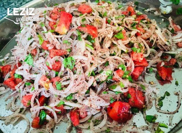 Kebap Salatası