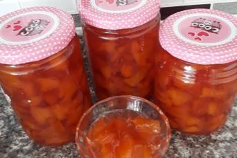 Ev Yapımı Şeftali Reçeli