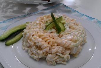Makarna Salatası (Harika Lezzet)