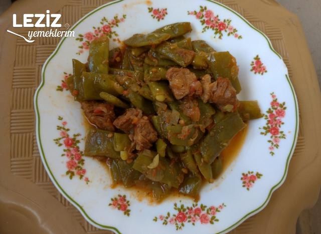 Kavurmalı Leziz Fasulye