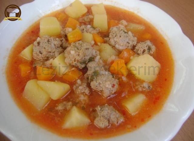Sebzeli Sulu Köfte