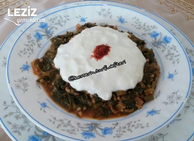 Yoğurtlu Semizotu Yemeği