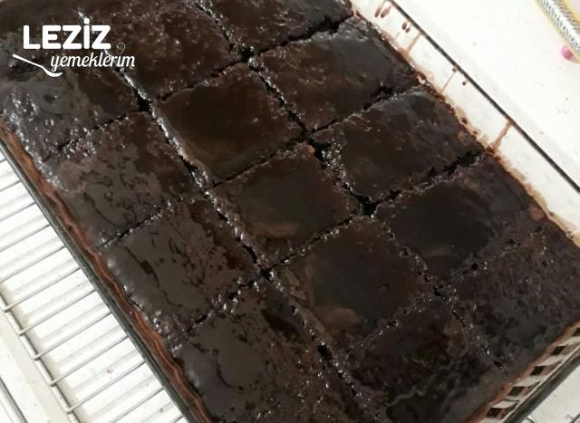 Islak Kek (Aşama Aşama Anlatım)