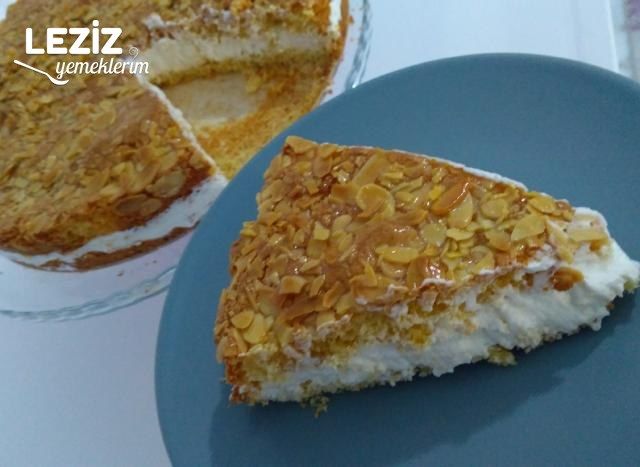 Yalancı Ballı Bademli Alman Pastası