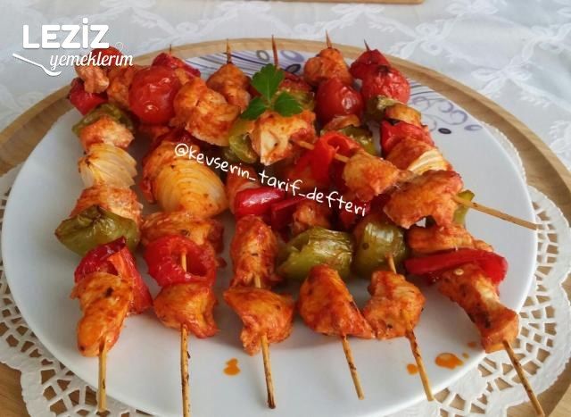 Fırında Nefis Tavuk Çöp Şiş Tarifi