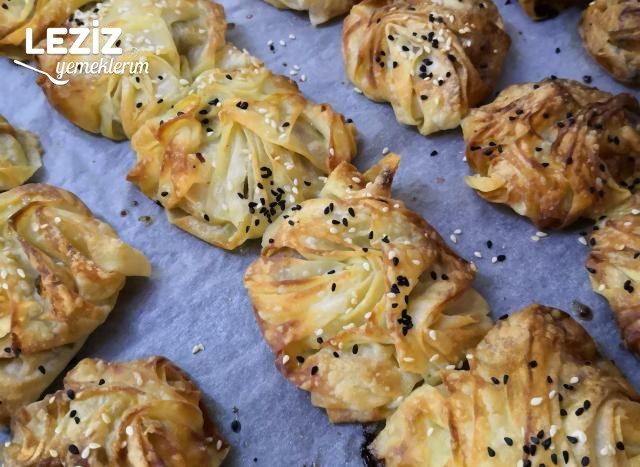 Kıymalı Büzme Börek