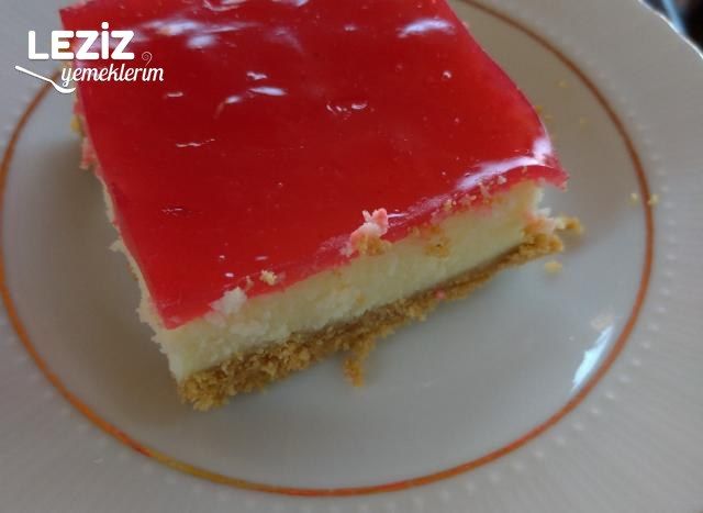 Vişne Soslu Cheesecake Tarifi