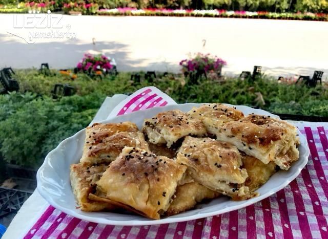 Sodalı Kıymalı Börek
