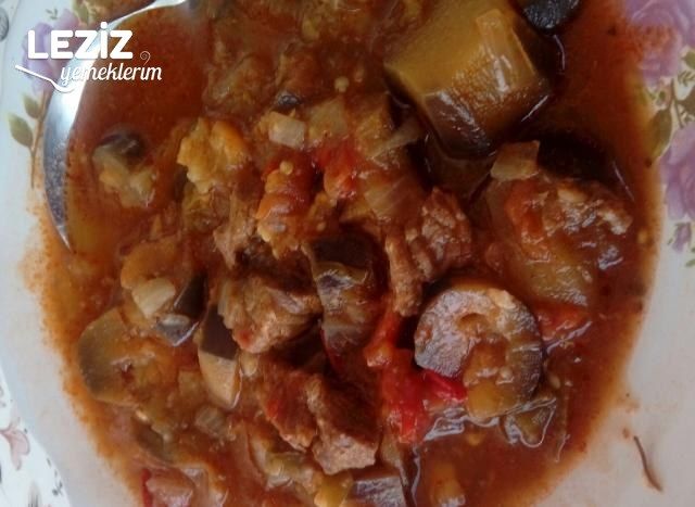 Düdüklüde Kuşbaşılı Patlıcan Yemeği