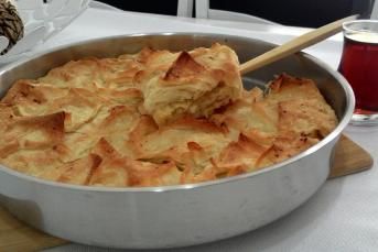 Enfes Pratik Patatesli Börek