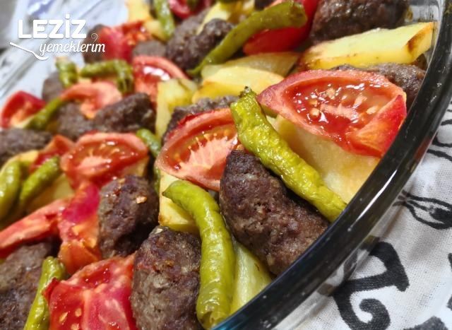 Fırında Nefis Köfte Patates