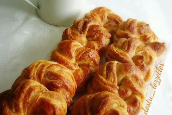 Haşhaşlı Çörek (Anne Eli Değmiş Gibi)