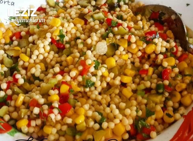 Köz Biberli Kuskus Salatası