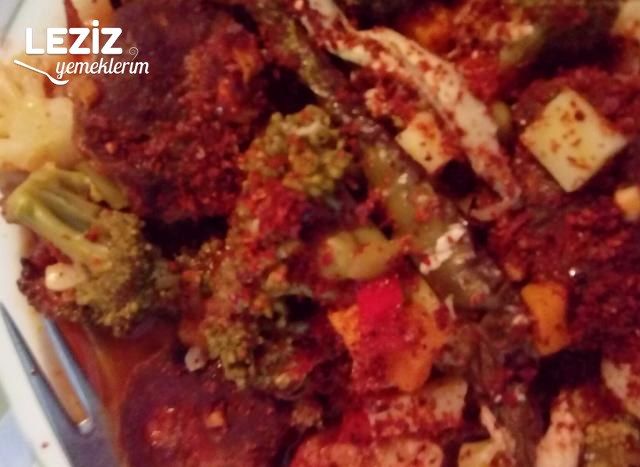 Dedenin Bol Sebzeli Fırın Kebabı