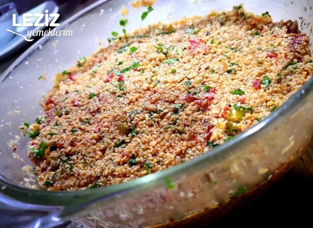 Domates Biber Soslu Bulgur Salatası