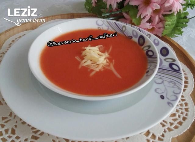 Mis Gibi Domates Çorbası