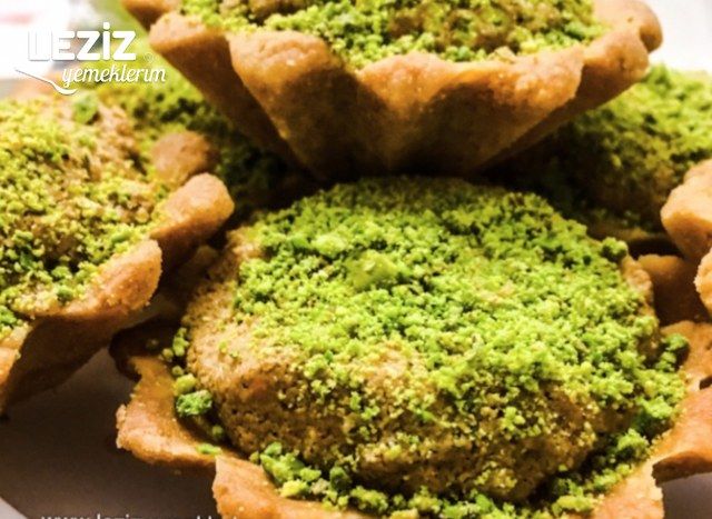 Tahinli Ve Fıstıklı Tart