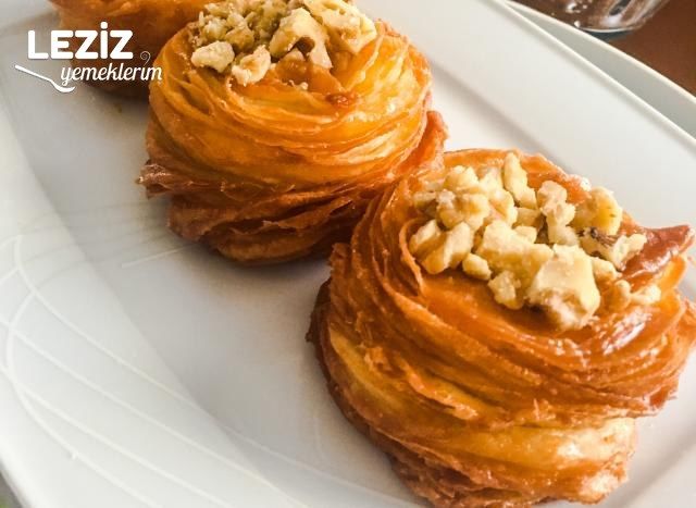 Katlı Tatlı (Gül Tatlısı)