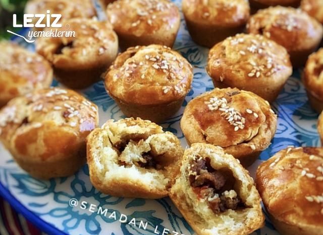 Kuşbaşılı Etli Kıyır Poğaça