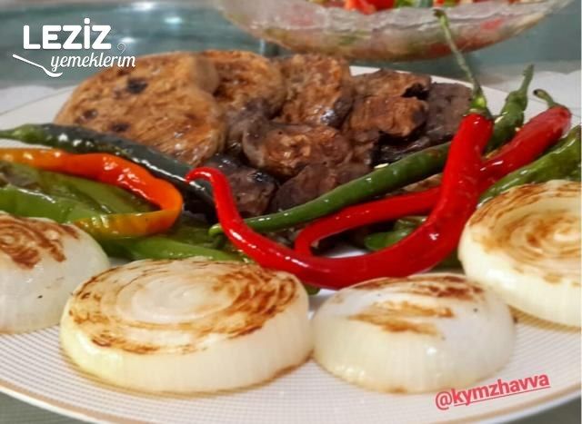 Tost Makinesinde Izgara Tadında Nefis Mantar