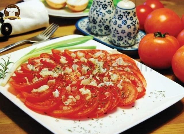 Domates Salatası