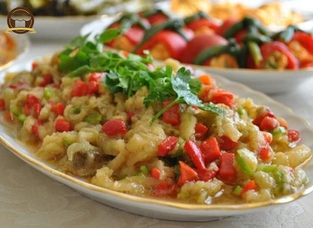 Domatesli Patlıcan Salatası