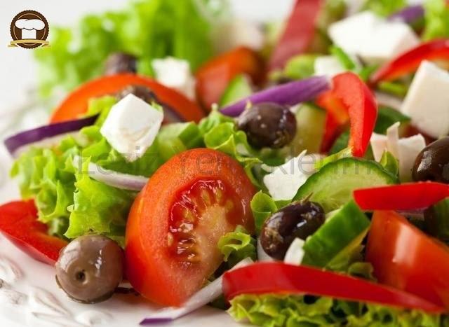 Ege Salatası