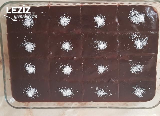 Çikolata Soslu Muhallebi Tarifi