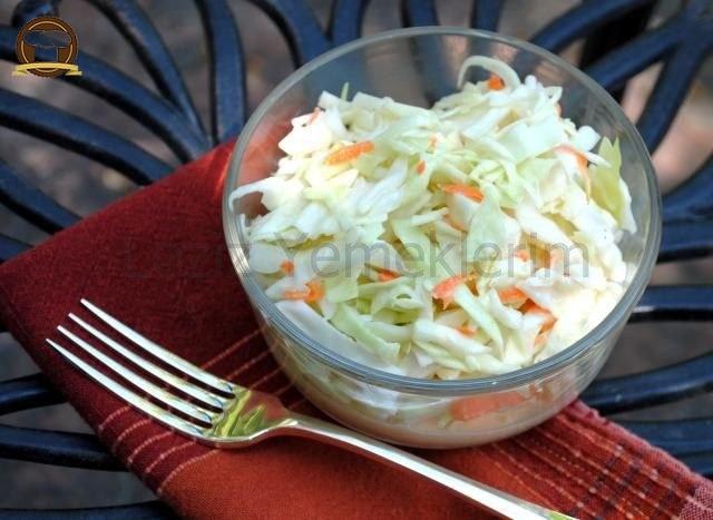 Havuçlu Coleslaw Salatası