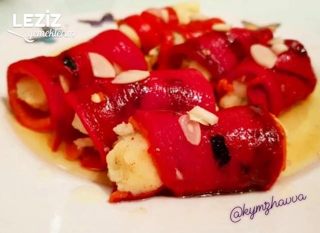 Közlenmiş Kırmızı Biber Sarması