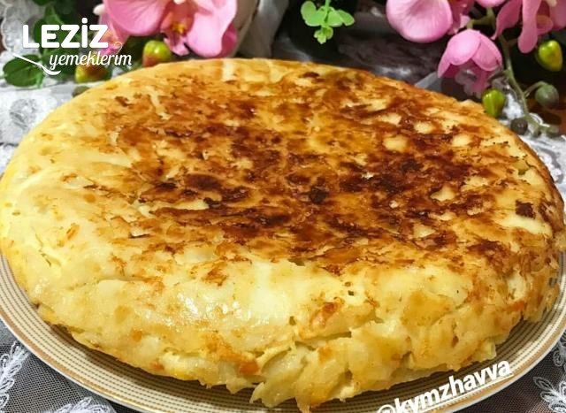 Tavada Nefis Makarnalı Börek (Su Böreği Tadında)