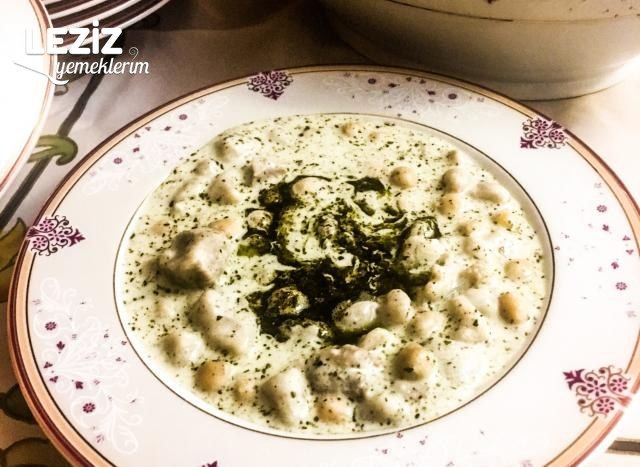 Börek Çorbası (Şiş Börek)