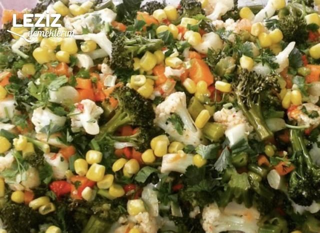 Karışık Sebze Salatası